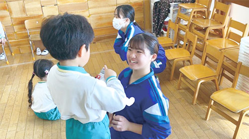 こども園実習のある高校